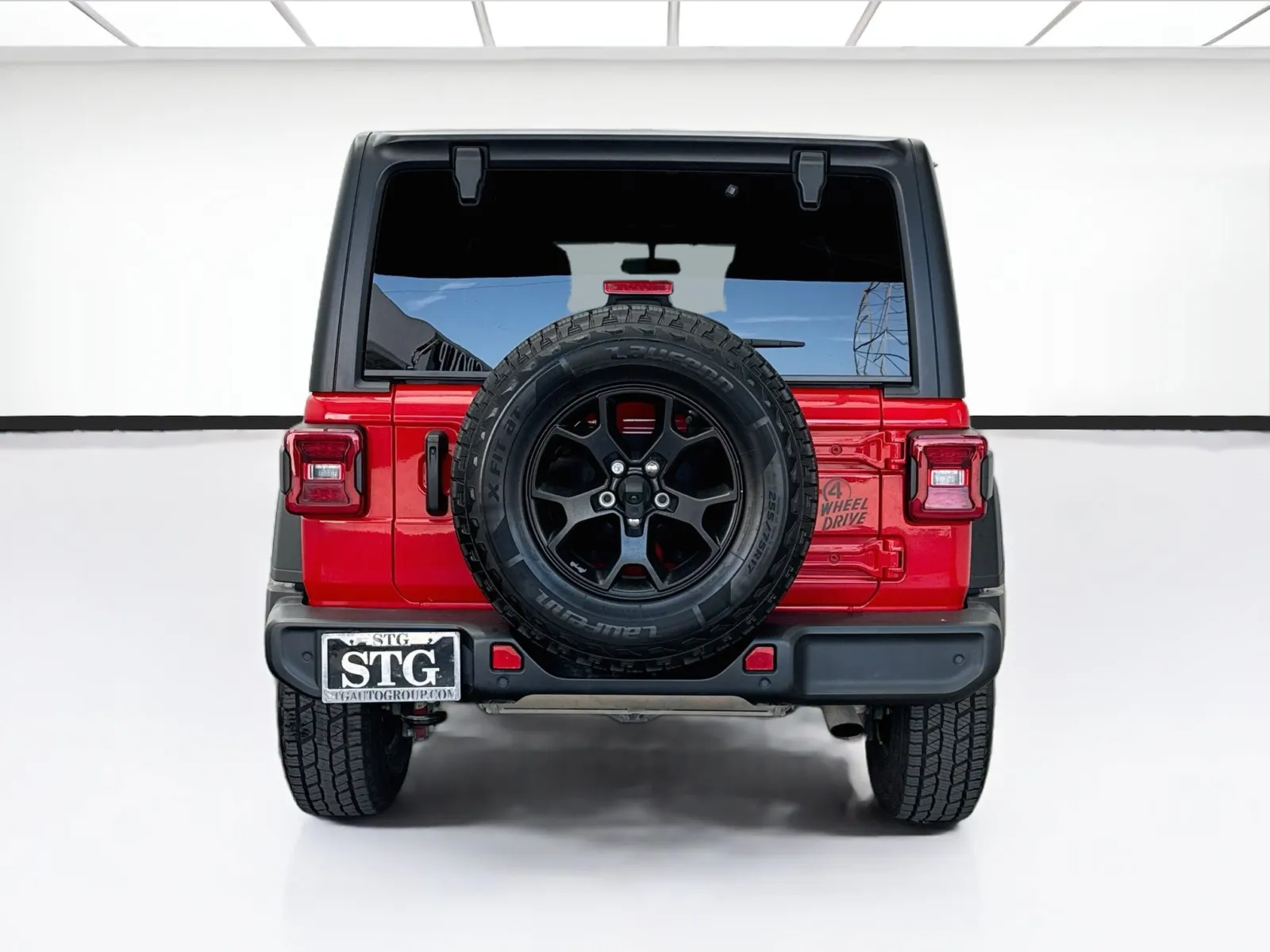 Jeep Wrangler photo 5