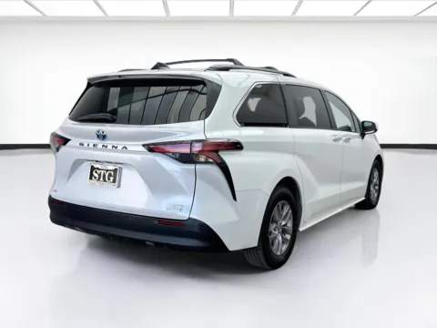 More photos of 2022 Toyota Sienna XLE 7 Passenger at STG Bellflower, CA