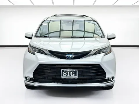 Photos of 2022 Toyota Sienna XLE 7 Passenger for sale in Bellflower, CA at STG Bellflower