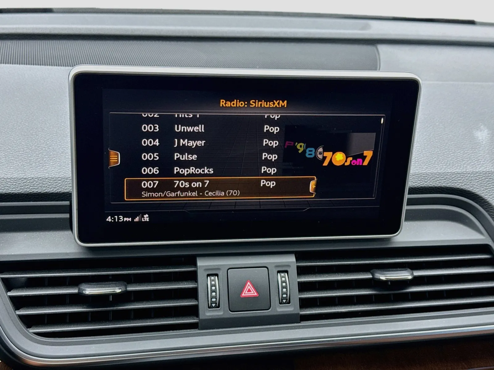 Audi Q5 photo 11