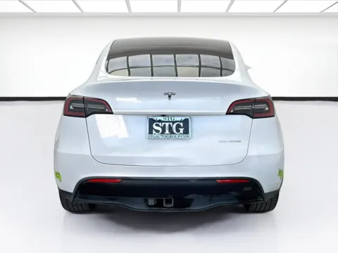 More photos of 2023 Tesla Model Y Long Range at STG Bellflower, CA