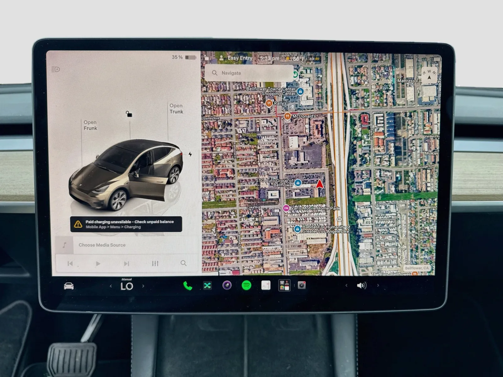 Tesla Model Y photo 9