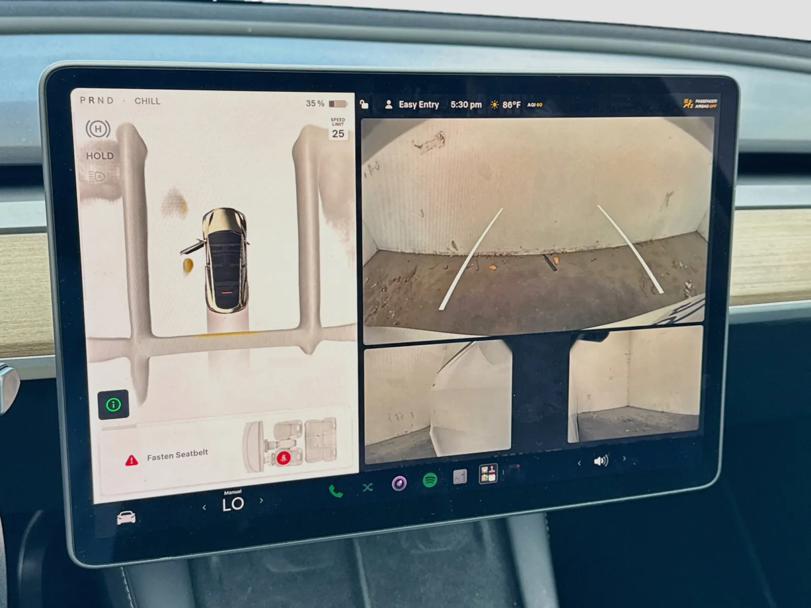 Tesla Model Y photo 10