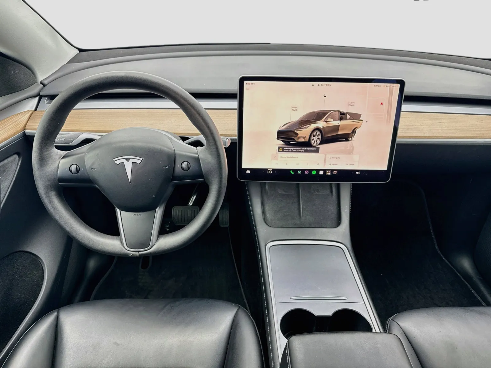 Tesla Model Y photo 15