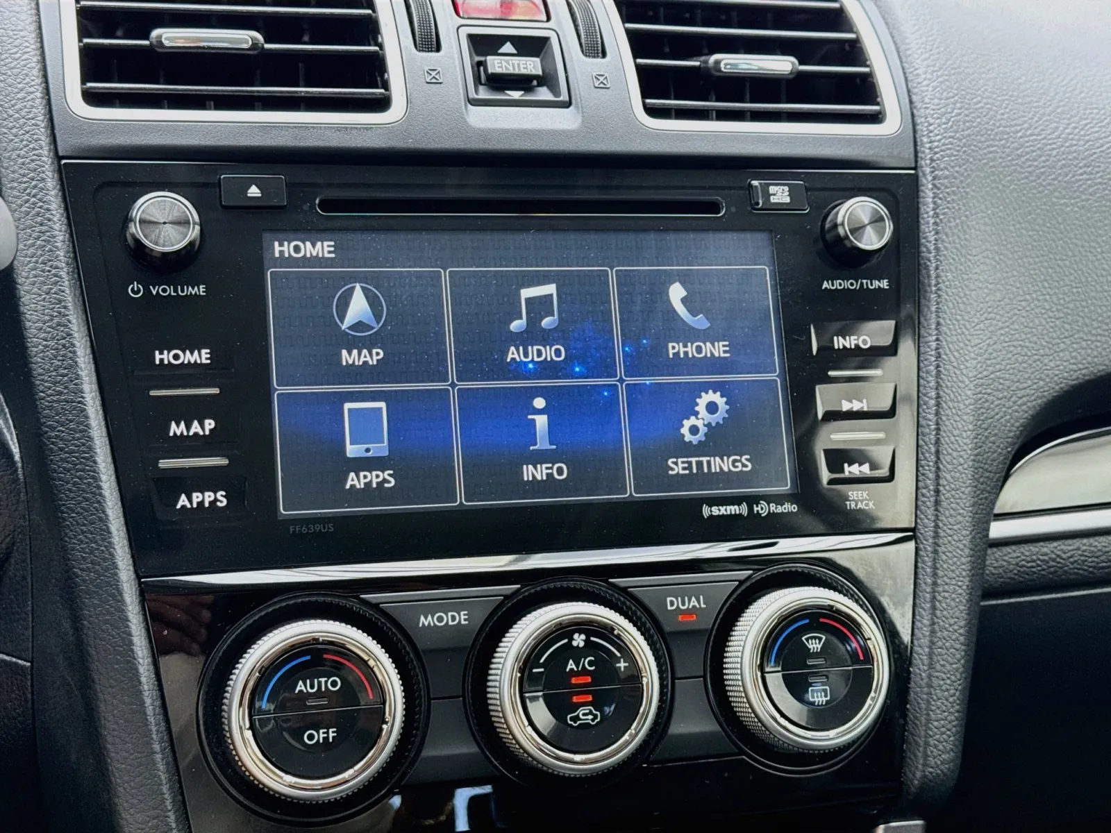 Subaru Forester photo 11