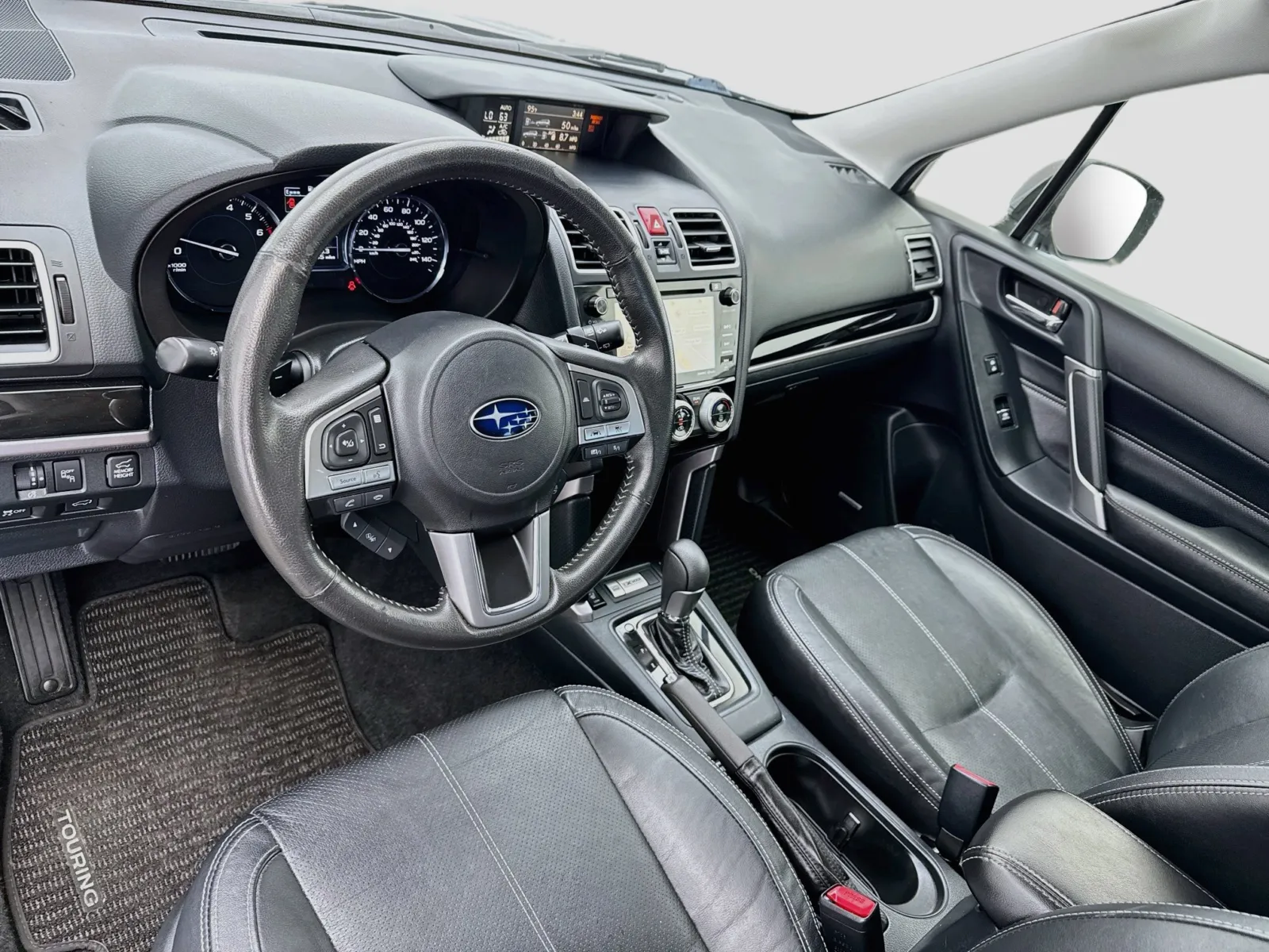 Subaru Forester photo 7