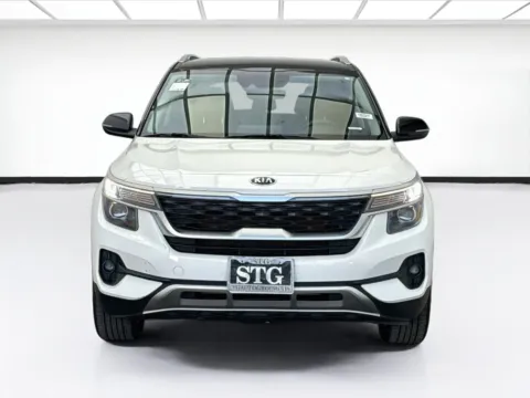 Photos of 2021 Kia Seltos S for sale in Bellflower, CA at STG Bellflower