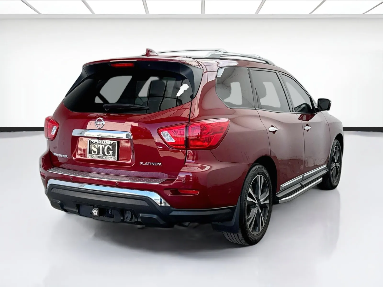 Nissan Pathfinder photo 4