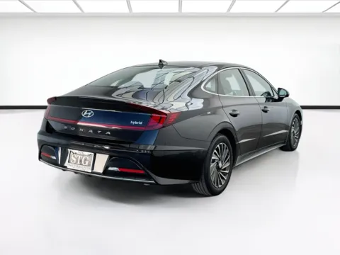More photos of 2023 Hyundai Sonata Hybrid Limited at STG Bellflower, CA