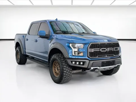 Another view of 2019 Ford F-150 Raptor W/TECHNOLOGY TWIN PANEL MOONROOF & 802A PAC for sale in Bellflower, CA at STG Bellflower