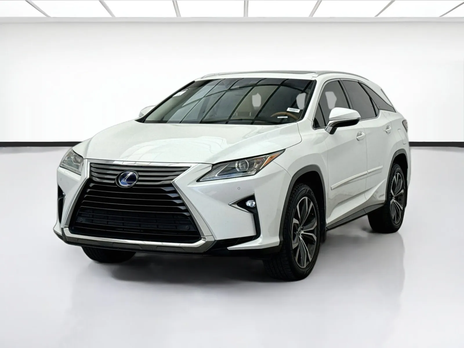 White 2018 Lexus RX 450hL Premium for sale in Bellflower, CA