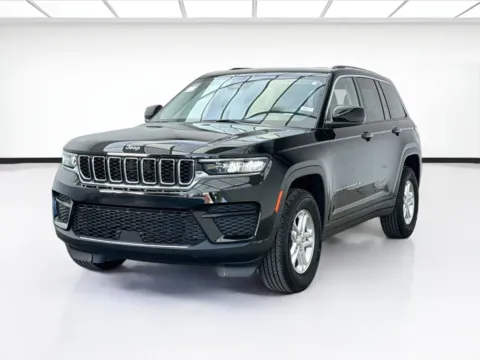 Black 2023 Jeep Grand Cherokee Laredo for sale in Bellflower, CA