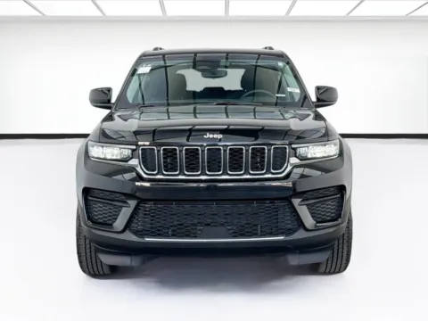 Photos of 2023 Jeep Grand Cherokee Laredo for sale in Bellflower, CA at STG Bellflower