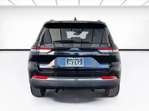 More photos of 2023 Jeep Grand Cherokee Laredo at STG Bellflower, CA