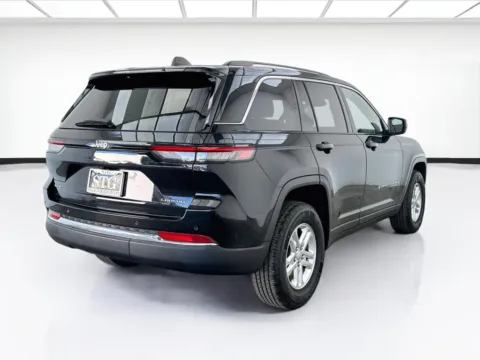 More photos of 2023 Jeep Grand Cherokee Laredo at STG Bellflower, CA