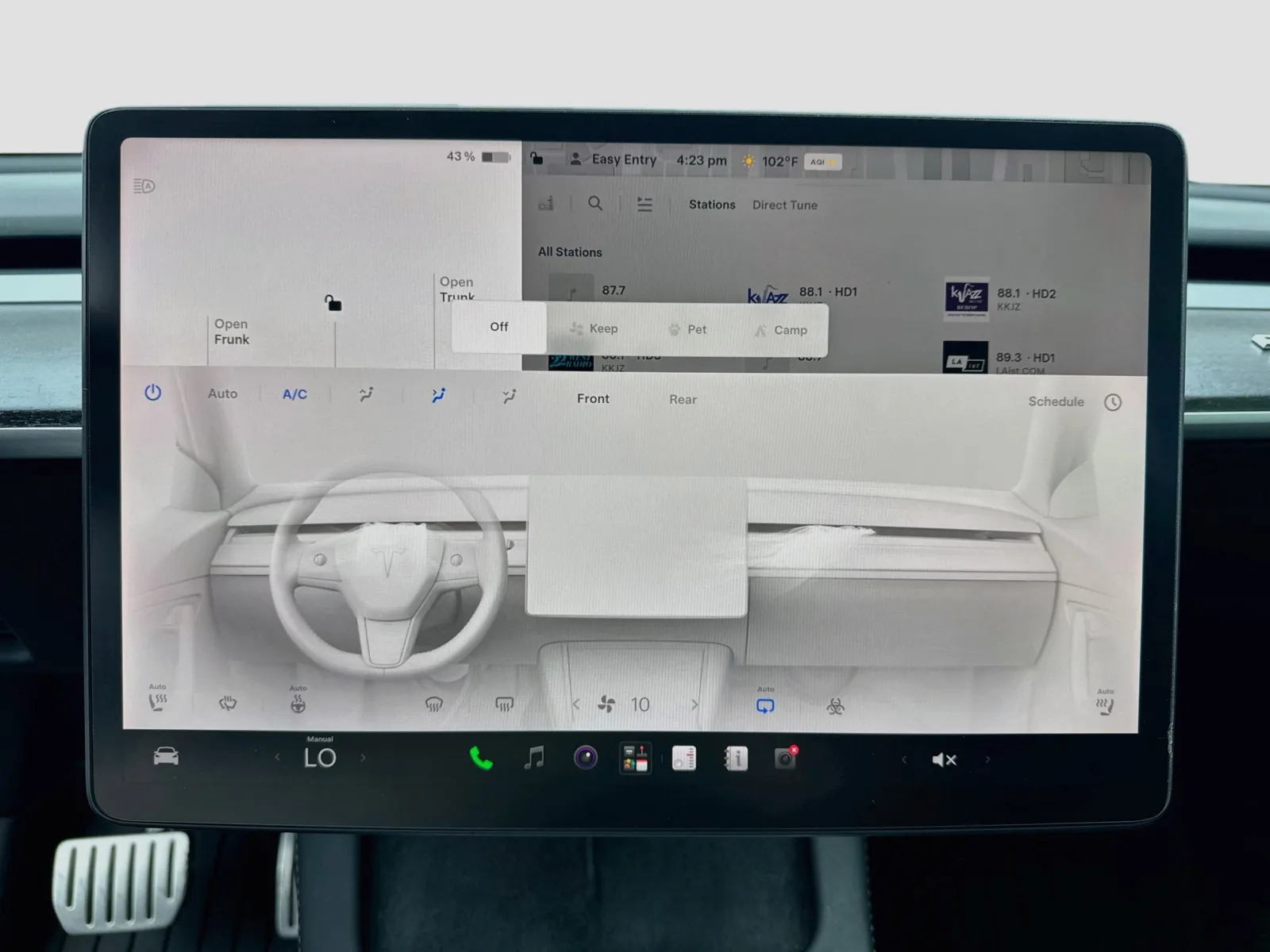 Tesla Model Y photo 12