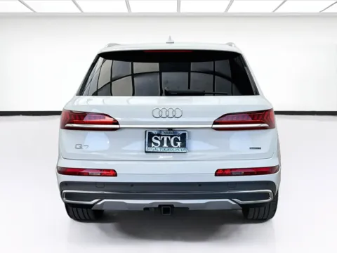 More photos of 2020 Audi Q7 55 Premium Plus quattro at STG Bellflower, CA