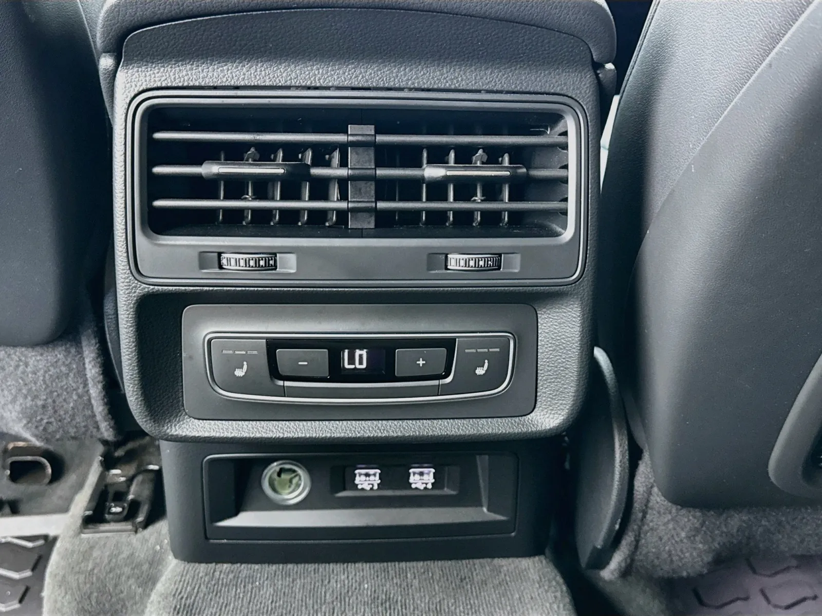 Audi Q7 photo 17