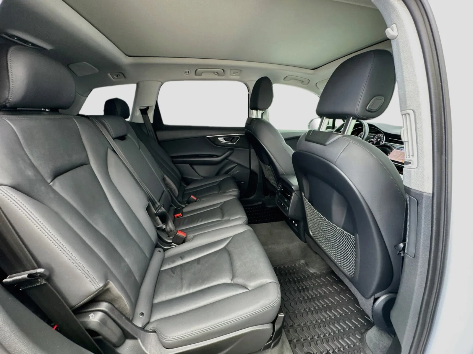 Audi Q7 photo 19