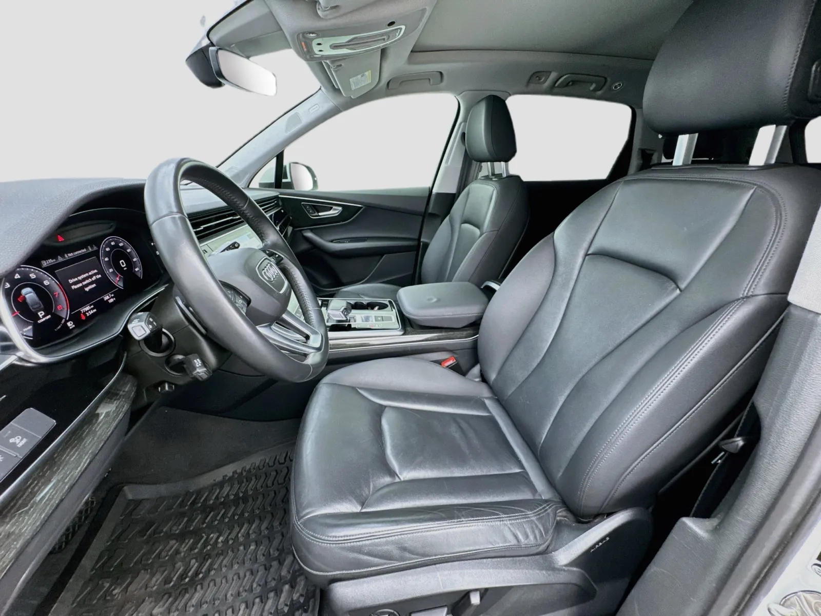 Audi Q7 photo 13