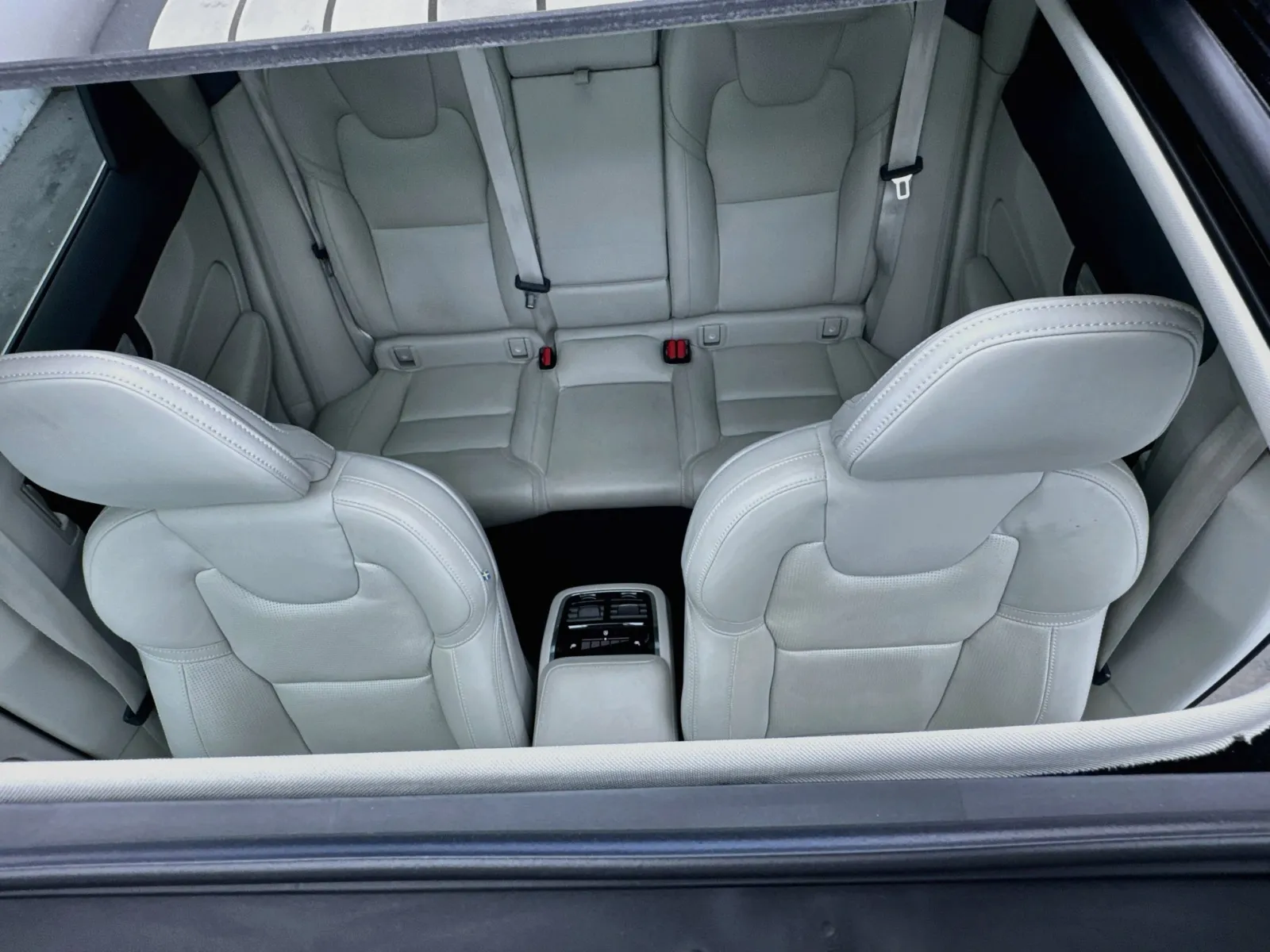 Volvo XC60 photo 14