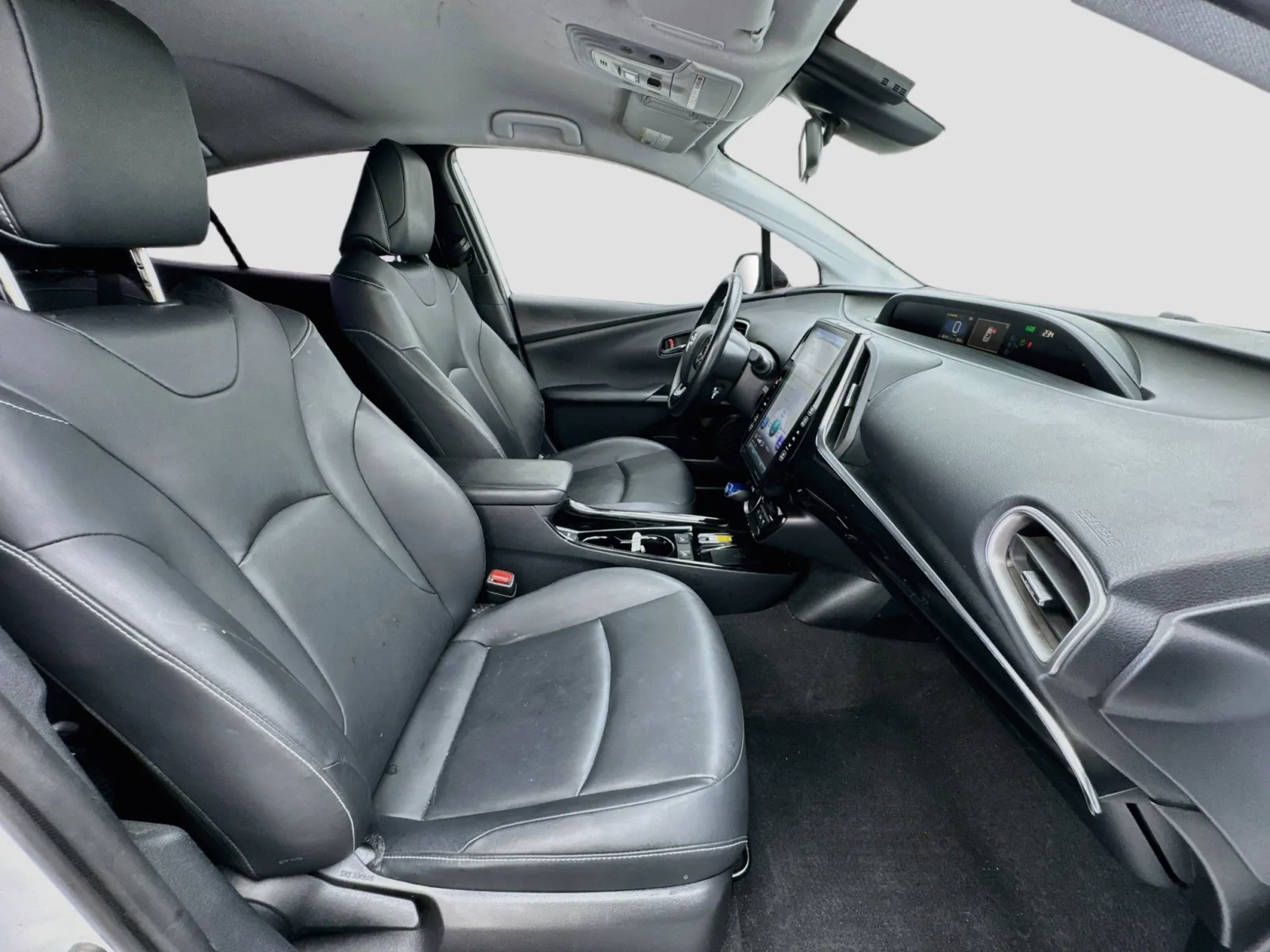 Toyota Prius photo 19