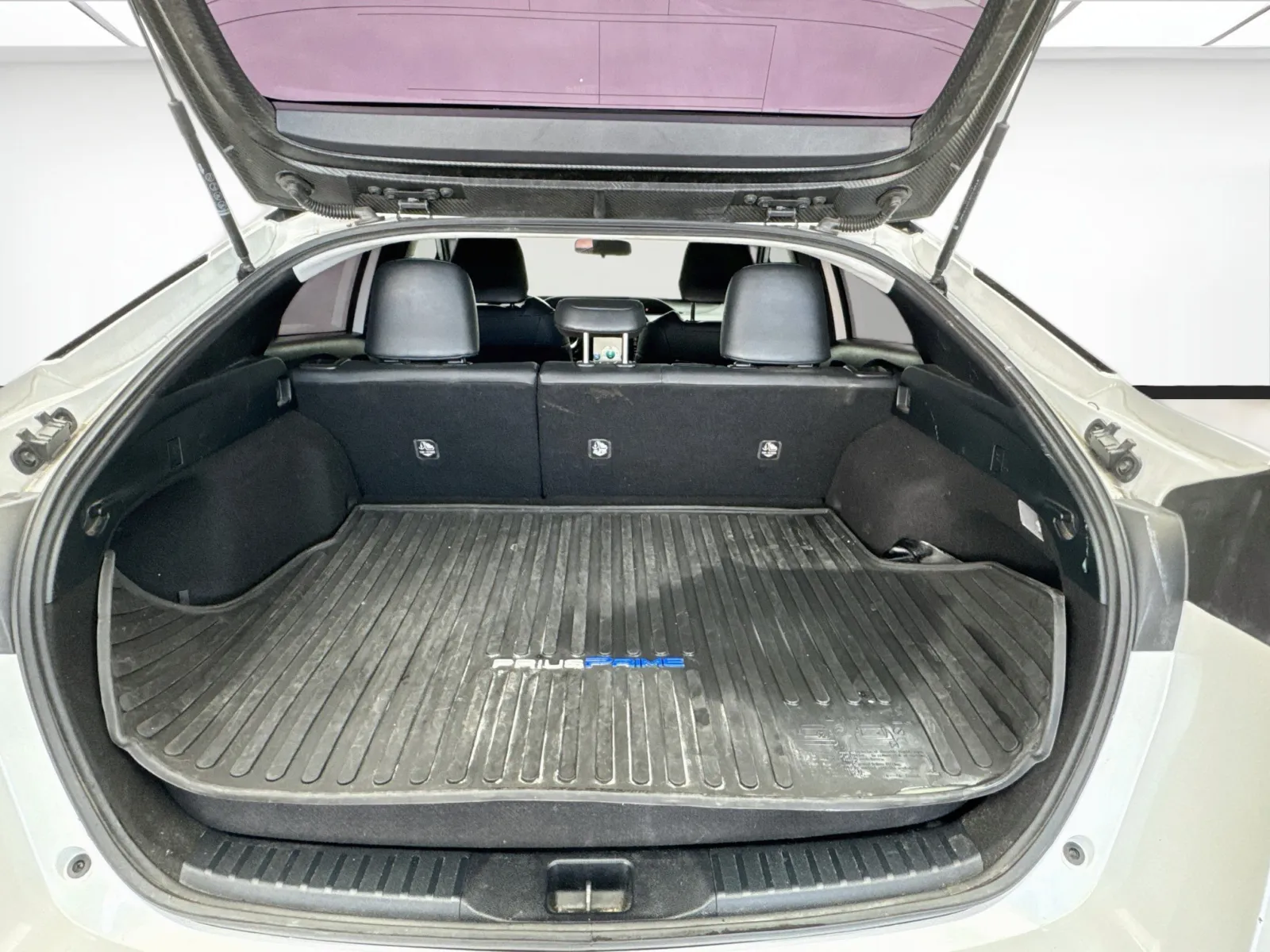 Toyota Prius photo 17