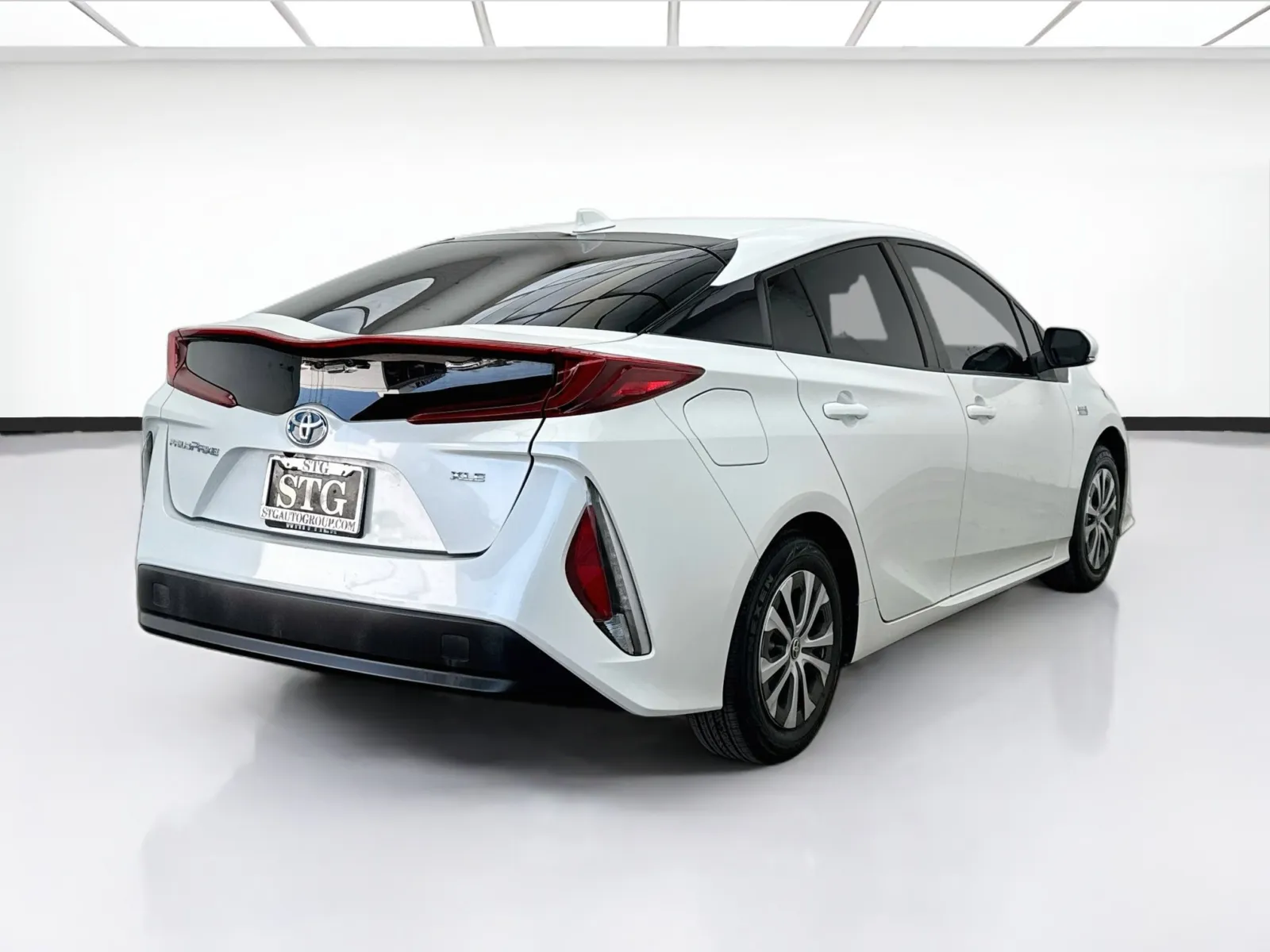 Toyota Prius photo 4