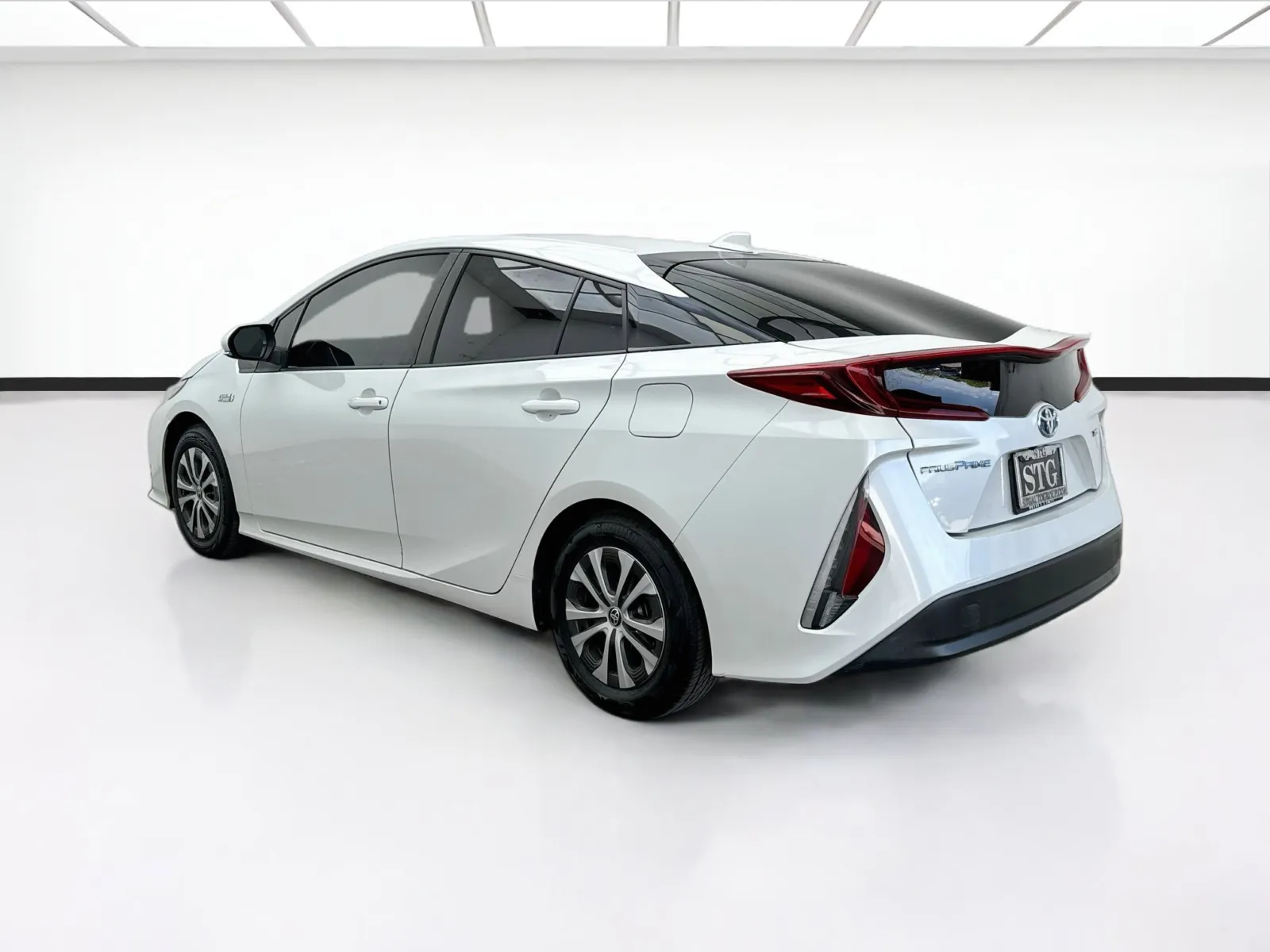 Toyota Prius photo 6