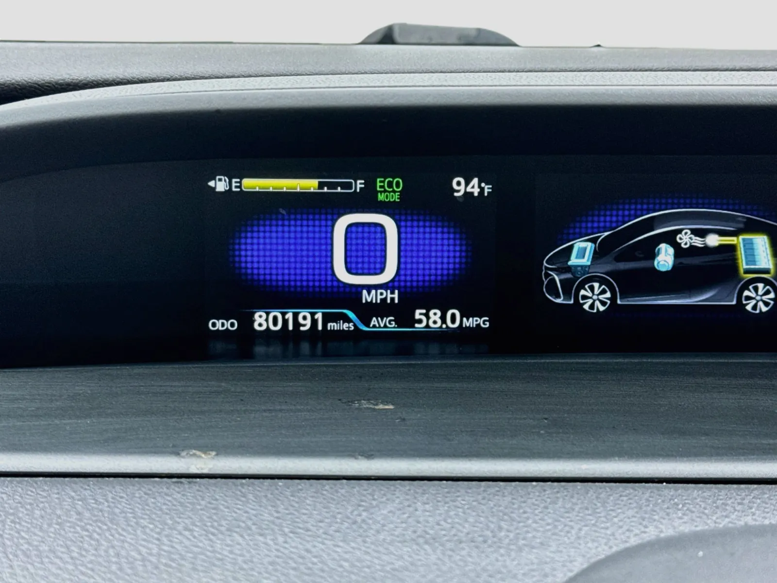 Toyota Prius photo 8