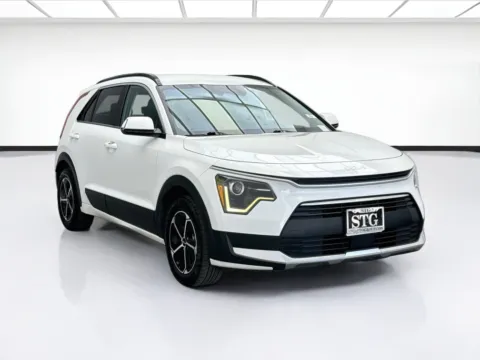 Another view of 2025 Kia Niro EX for sale in Bellflower, CA at STG Bellflower