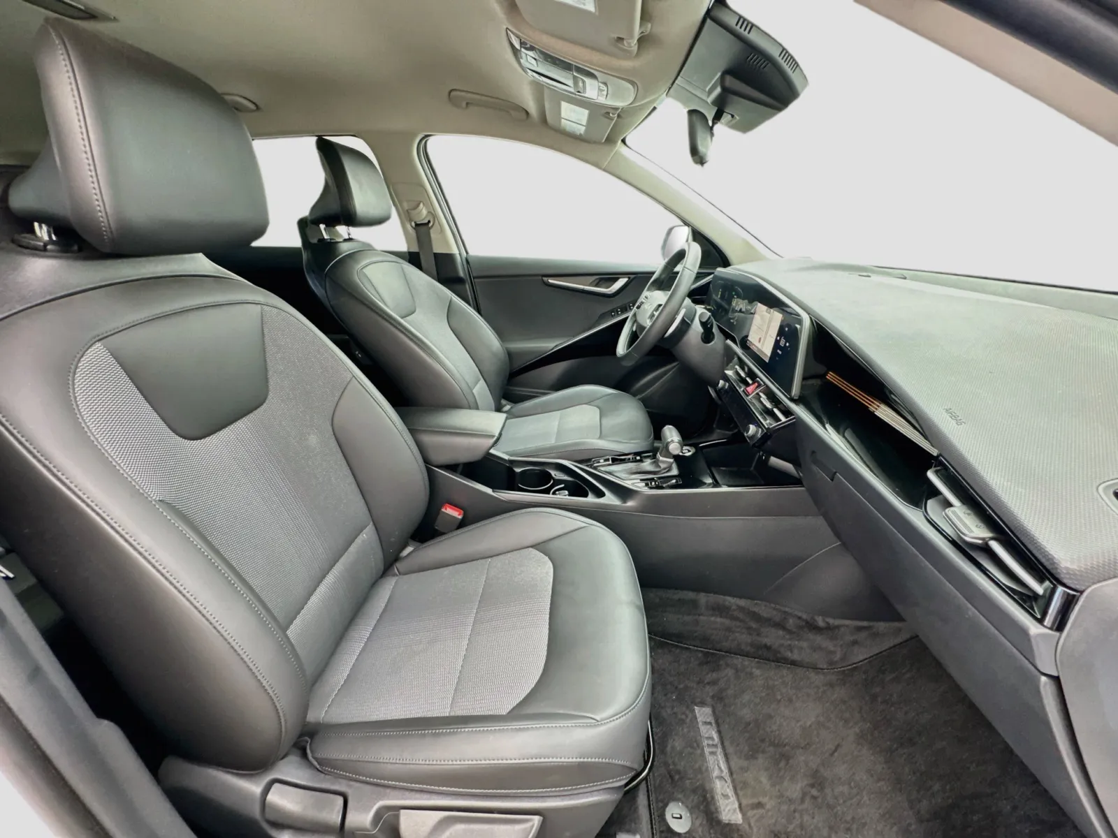 Kia Niro photo 18