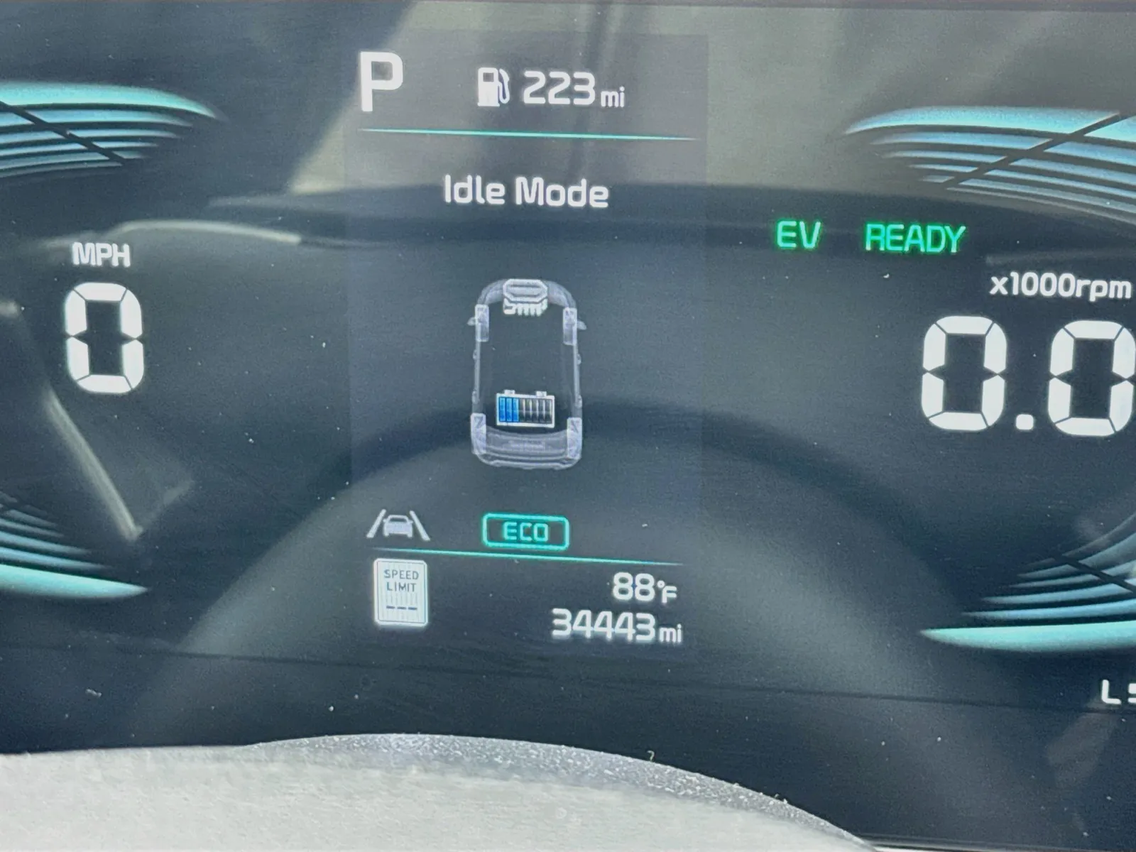 Kia Niro photo 8
