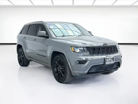 Another view of 2019 Jeep Grand Cherokee Altitude for sale in Bellflower, CA at STG Bellflower