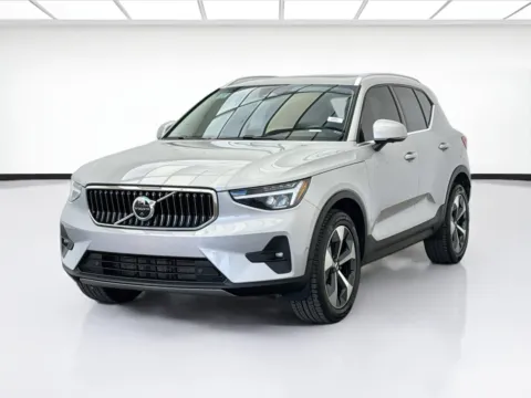 Silver 2023 Volvo XC40 B5 Plus Bright Theme for sale in Bellflower, CA