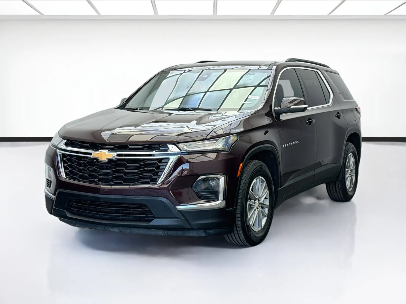 Black 2023 Chevrolet Traverse LT 1LT for sale in Bellflower, CA