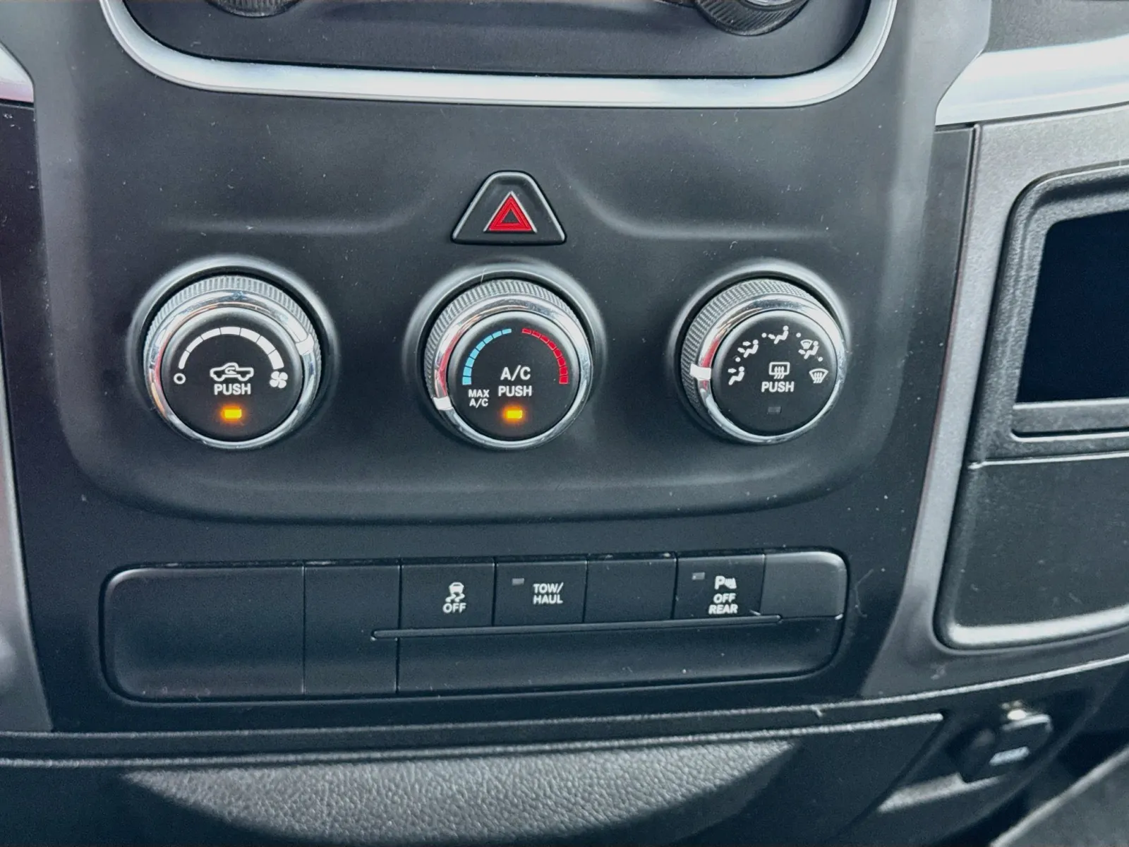 Ram 1500 photo 12