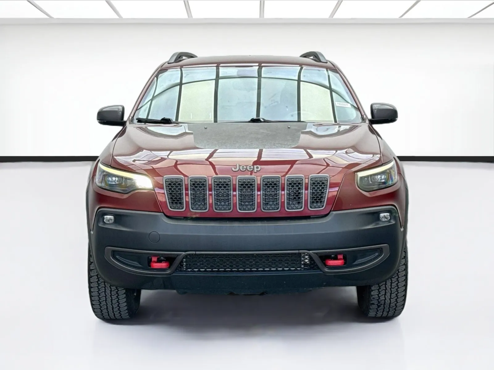Jeep Cherokee photo 2
