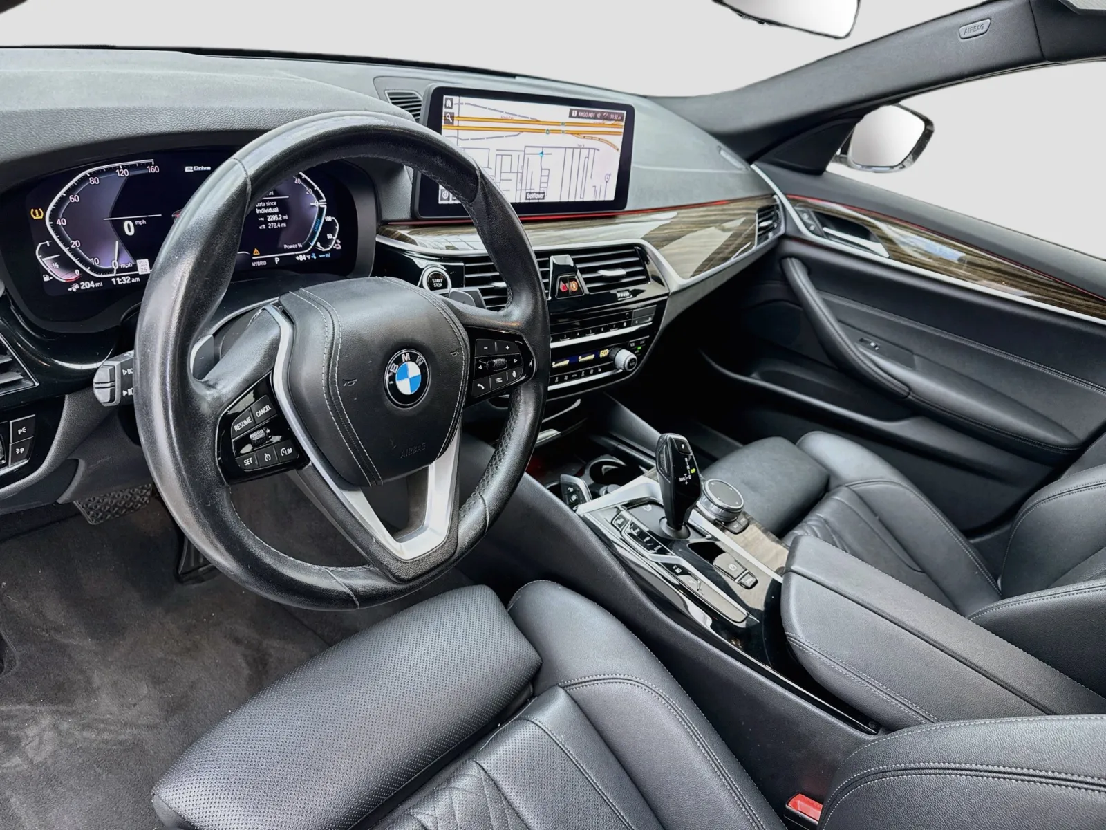 BMW 5 Series photo 7