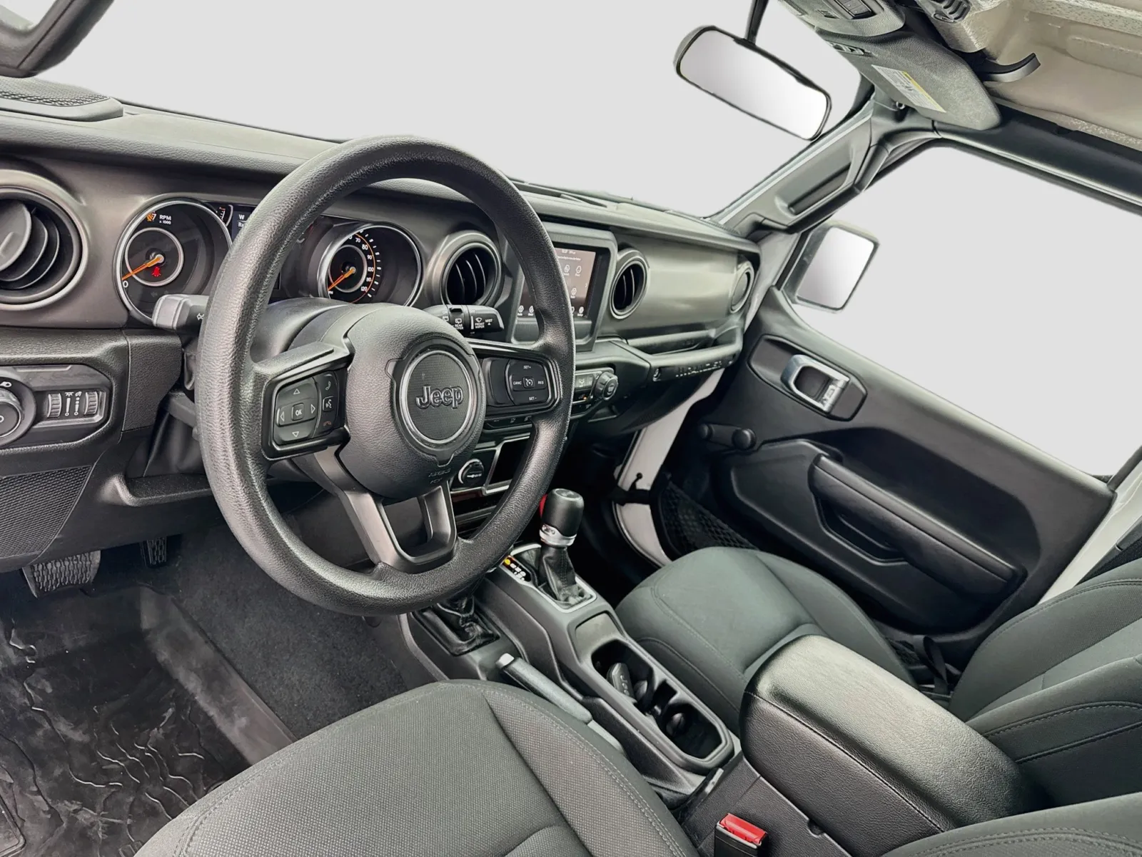 Jeep Wrangler photo 7