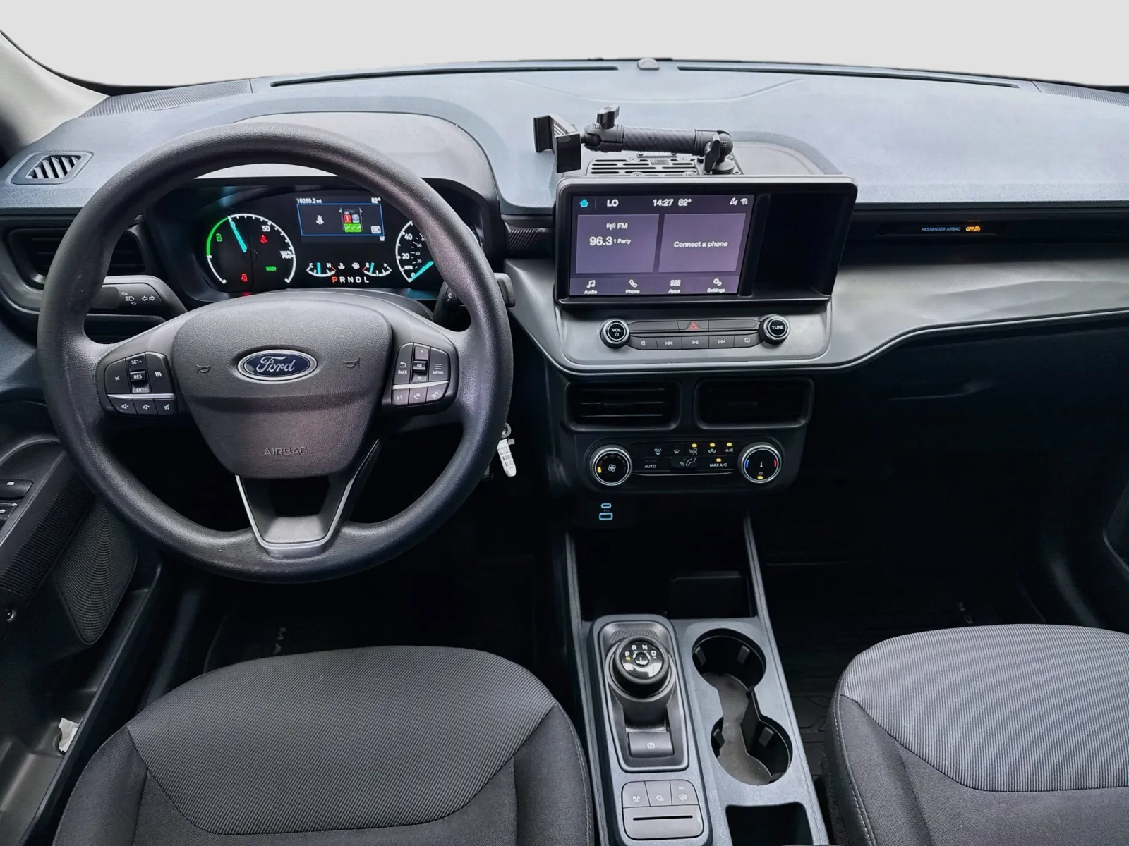 Ford Maverick photo 14