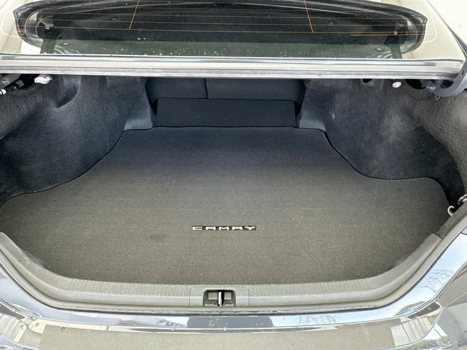Toyota Camry photo 18