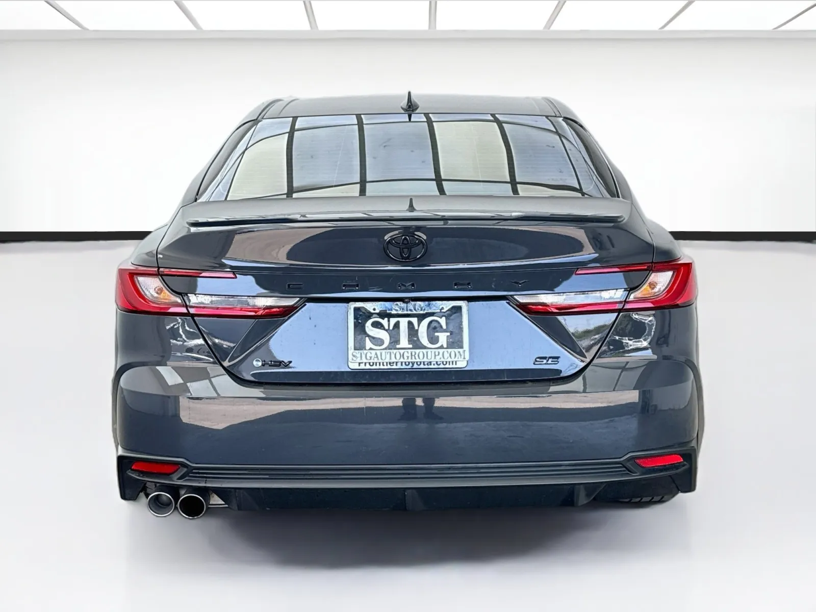 Toyota Camry photo 5