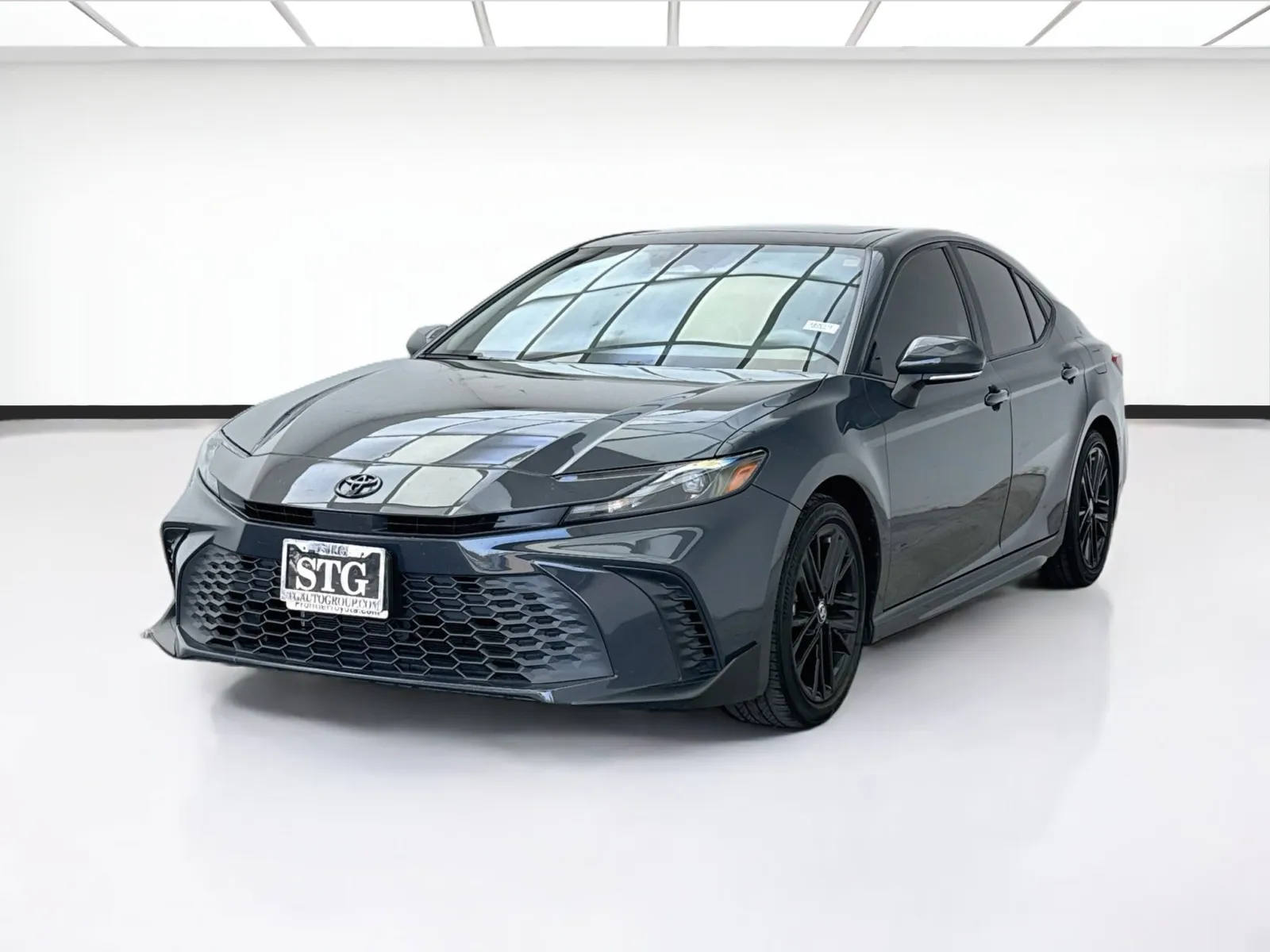 Gray 2025 Toyota Camry SE for sale in Bellflower, CA