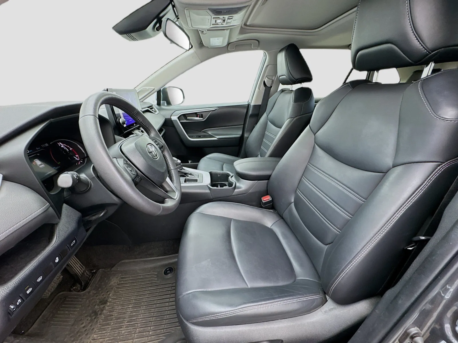 Toyota RAV4 photo 13