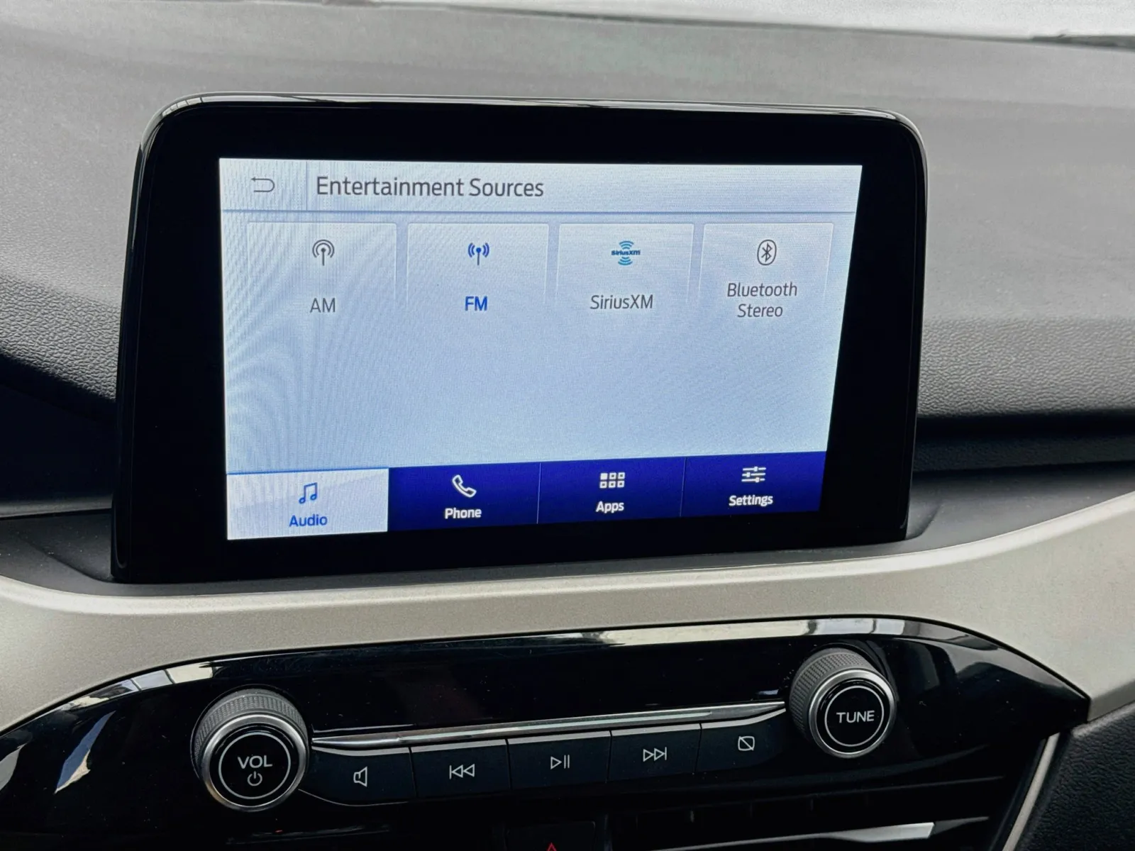 Ford Escape photo 11