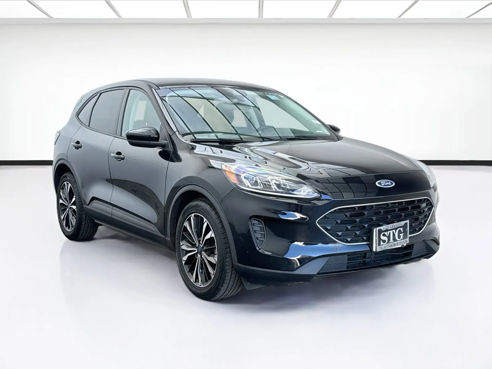 Ford Escape photo 3