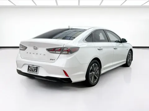 More photos of 2019 Hyundai Sonata Plug-In Hybrid at STG Bellflower, CA