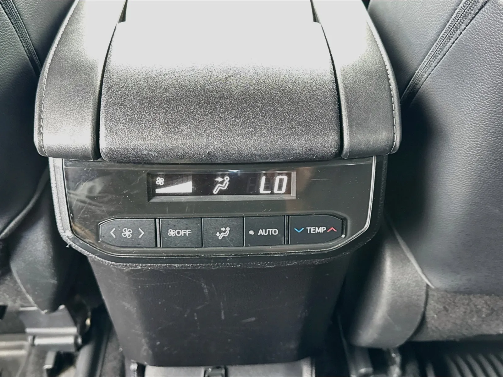 Toyota Highlander photo 17