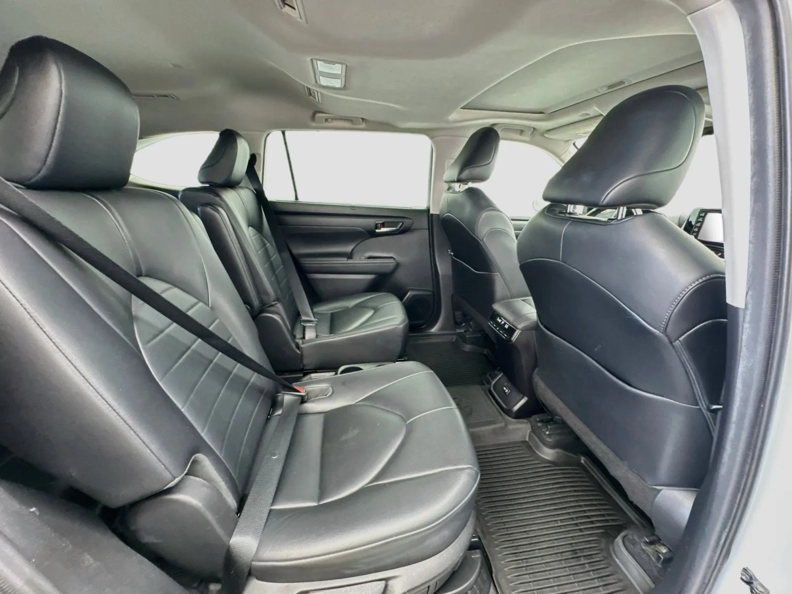Toyota Highlander photo 20